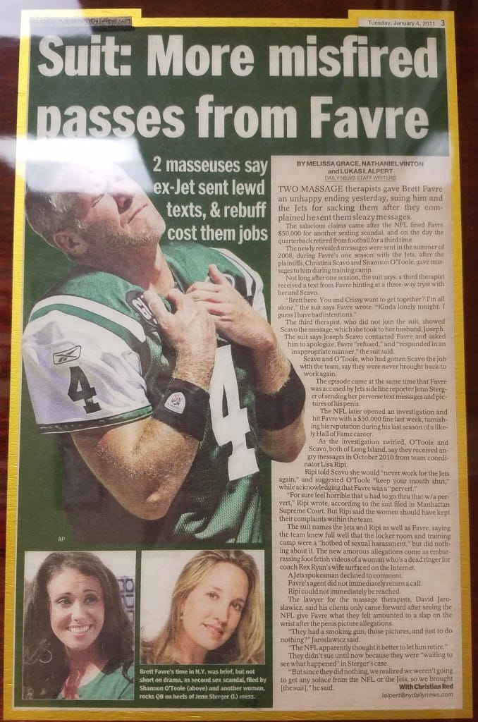 59 2011 NY JETS BRETT FAVRE SUED FOR SEXUAL HARASSMENT